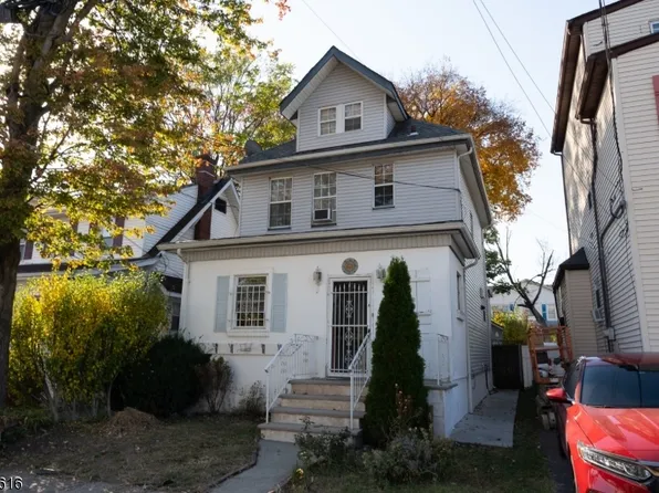 400 E 35th St, Paterson City, NJ 07504