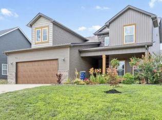 221 Towes Ln, Clarksville, TN 37043