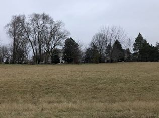 7 Lancelot Ln, Hawthorn Woods, IL 60047