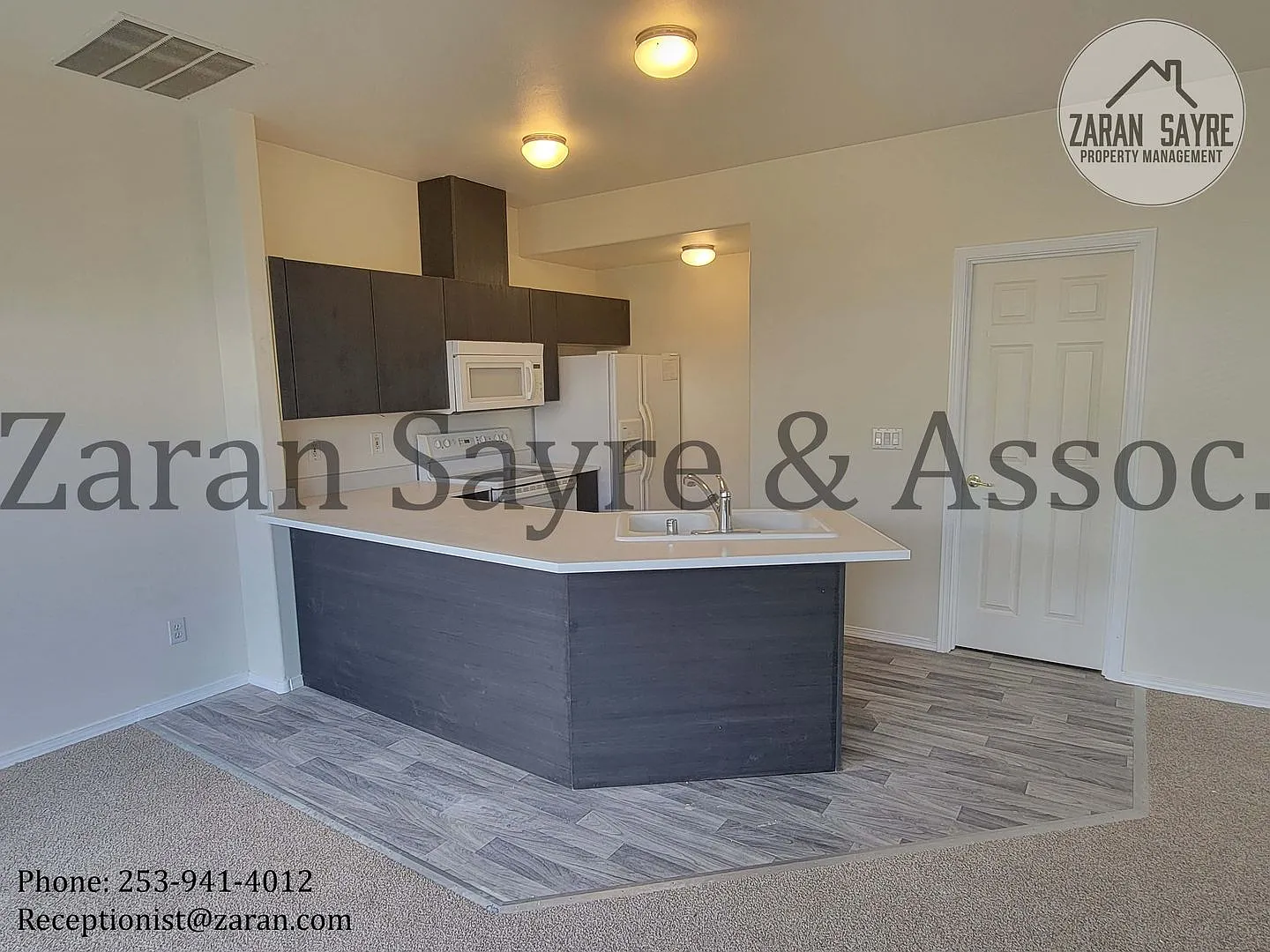 178- Great 3 Bedroom Townhouse Condo in Milton! — Photo 4