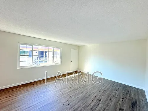 7035-7039 Miles Ave #7035-B Photo 1