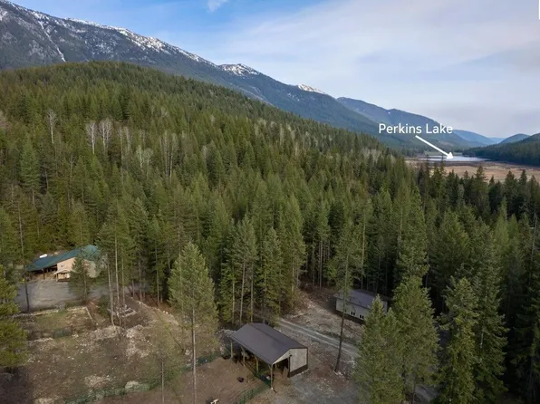 1589 Perkins Lake Rd, Moyie Springs, ID 83845