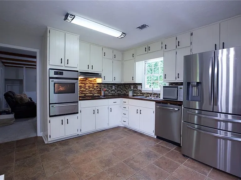 3328 Mountain Hollow Dr — Photo 10