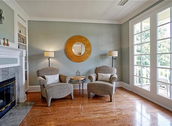 2nd image of 1577 Randol Mill Ave