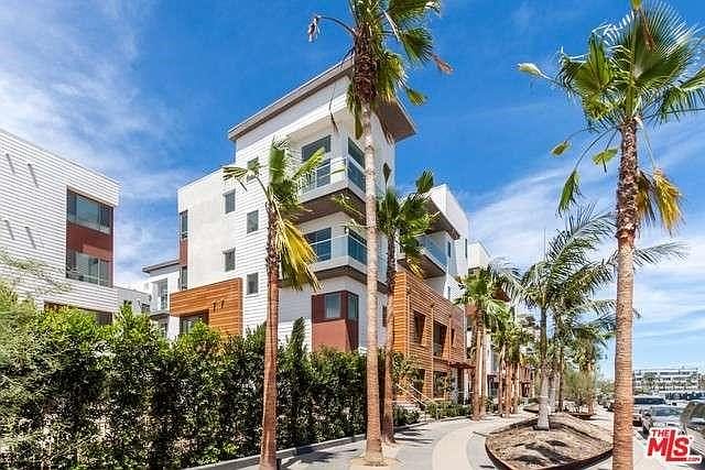 1st image of 12500 Osprey Ln #2