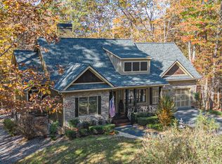 310 Plantation Ln, Blue Ridge, GA 30513