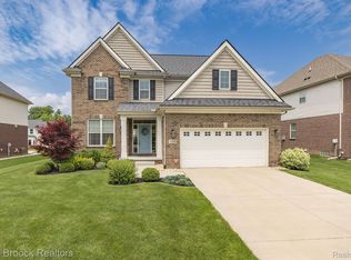 3198 Fortune Ln, Commerce Township, MI