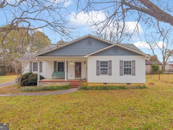 32 Hart Ter, Hartwell, GA 30643