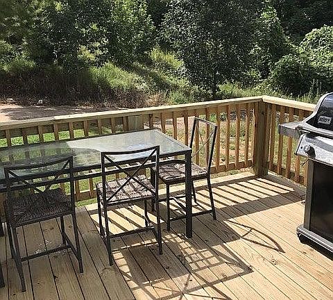 5th image of 213 Nash Cir