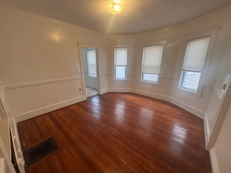 23 Belmont St #1 — Photo 9