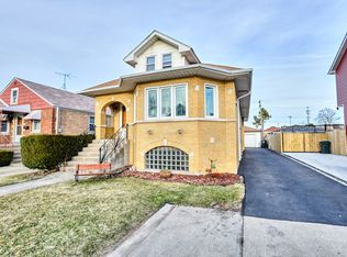 4257 Ruby St, Schiller Park, IL