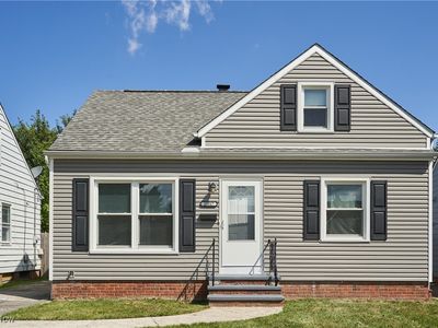 15517 Maplewood Ave, Maple Heights, OH, 44137