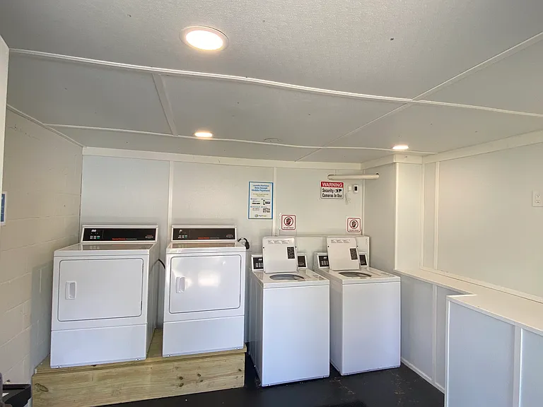 618 N 77th Ave #610 — Photo 14