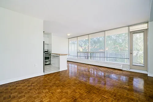 160 Balmoral Ave #1 Photo 1