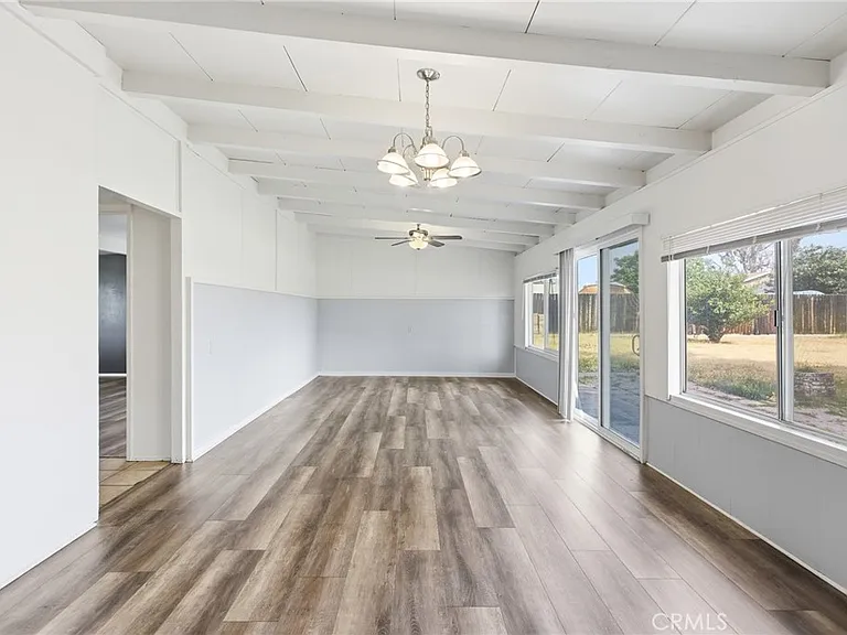 40861 Whittier Ave — Photo 11