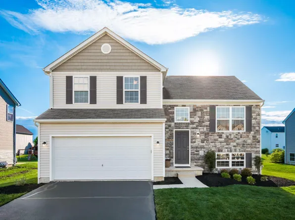 2348 Trophy Dr, Marysville, OH 43040