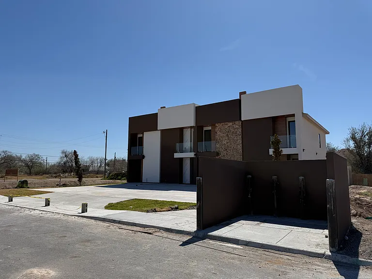 1303 Leann Rimes Rd — Photo 11