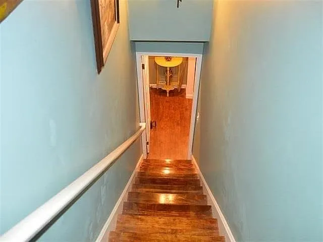 4 Troy St — Photo 16