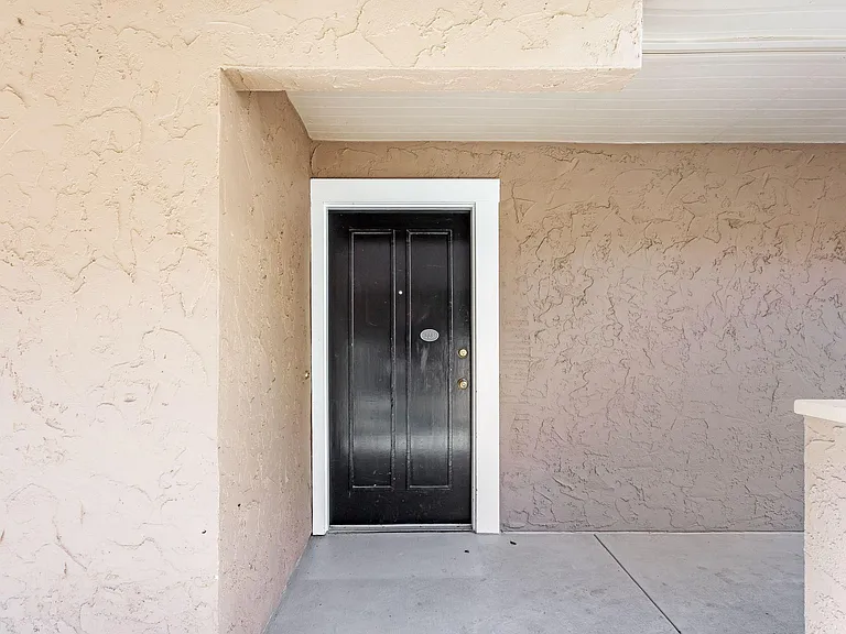 675 Sharon Park Dr #223 — Photo 4