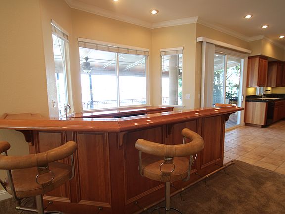 4th image of 5706 Starfish Ct