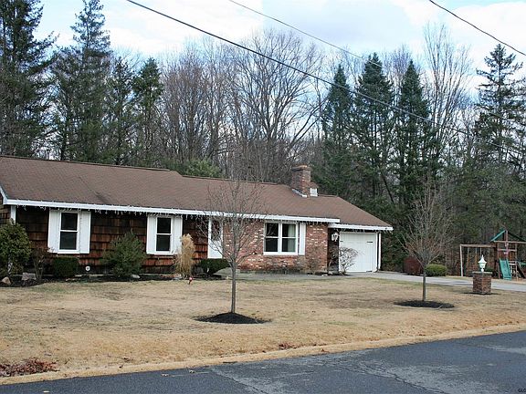 4th image of 5 Bluebird Ct