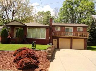 937 Fineview Dr, Pittsburgh, PA 15235