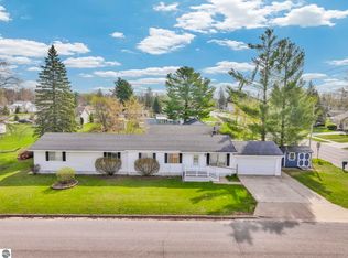 302 Allen St, Cadillac, MI 49601