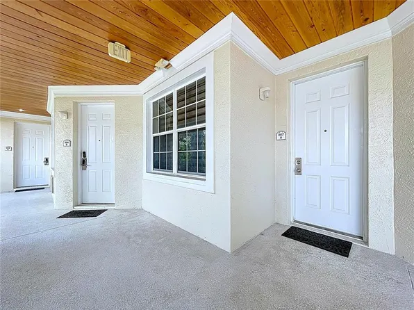 3506 54th Dr W Unit 207, Bradenton, FL 34210