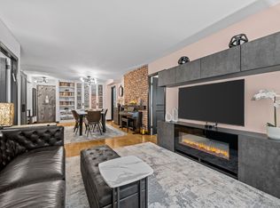 136 E 56th St APT 2J, New York, NY 10022