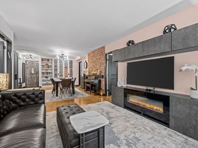 136 E 56th St APT 2J, New York, NY, 10022