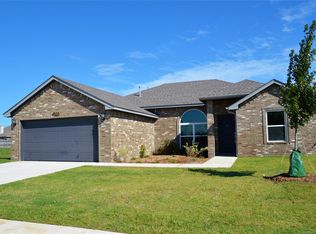 313 S 48th St, Broken Arrow, OK 74014