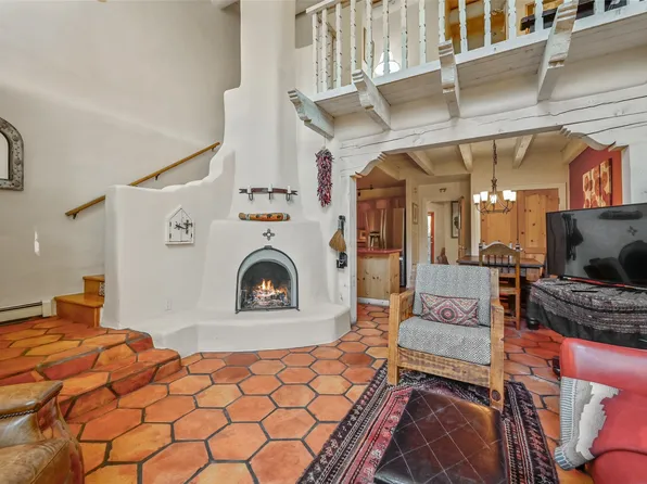 624 Galisteo St APT 28, Santa Fe, NM 87505