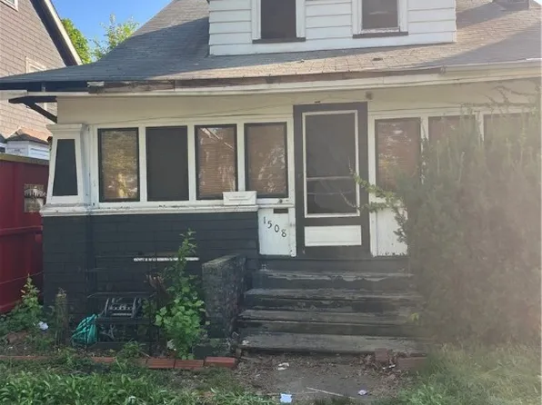 1508 Holyoke Ave, East Cleveland, OH 44112