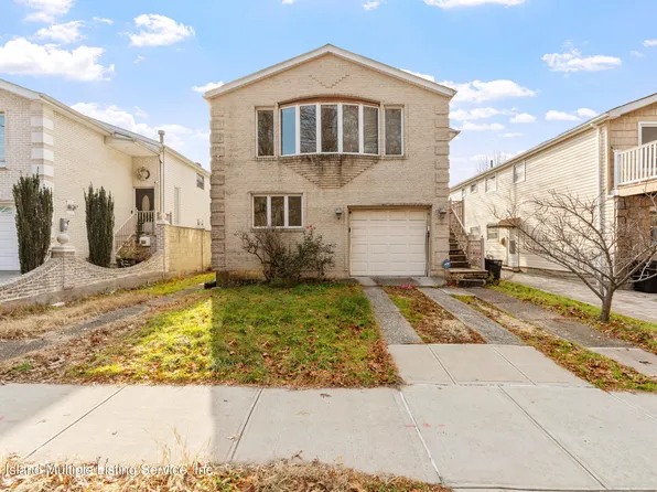 890 Westwood Ave, Staten Island, NY 10314