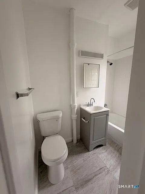 1 bed, 4524 sqft, $1,300 — Photo 4
