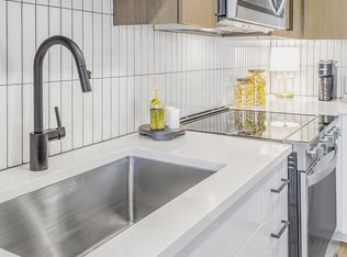 7000 Wisconsin Ave #5032534, Chevy Chase, MD 20815