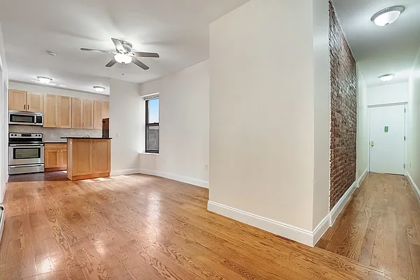 Rented by Compass | media 14