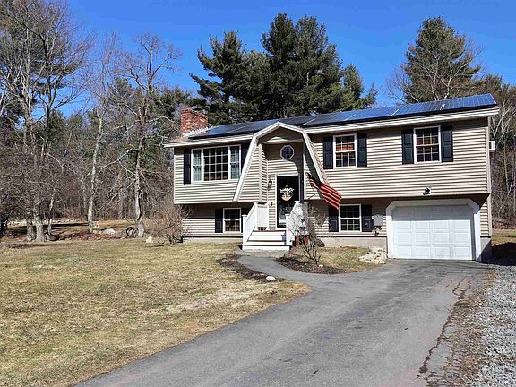 2nd image of 7 Maplewood Dr