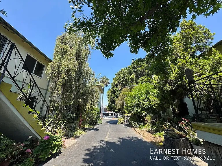 114 S Rampart Blvd #3 — Photo 13