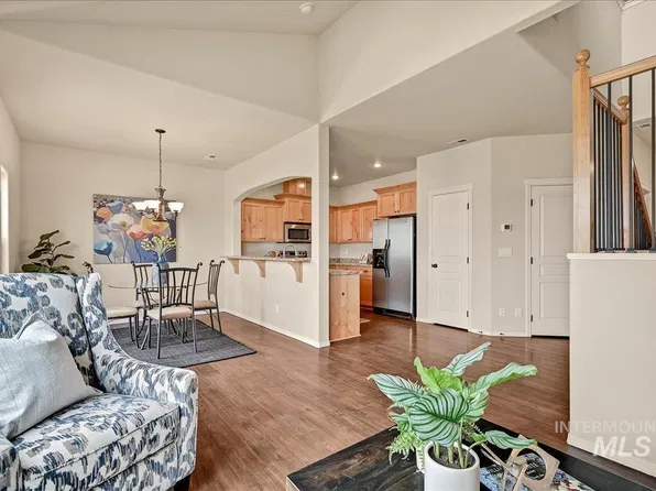 8854 W Evening Star Ln, Boise, ID 83709