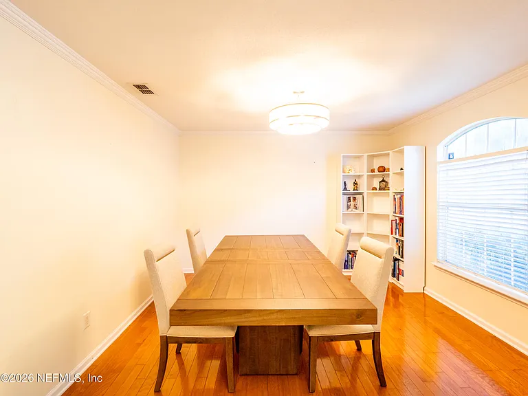 2704 Coachman Lakes Dr — Photo 10