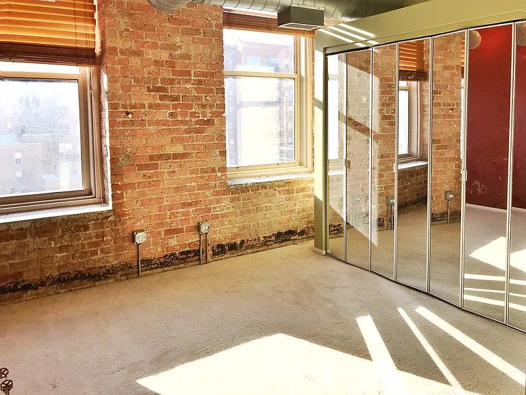420 S Clinton St #502 — Photo 3
