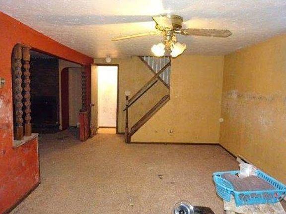 5th image of 684 Regina Dr