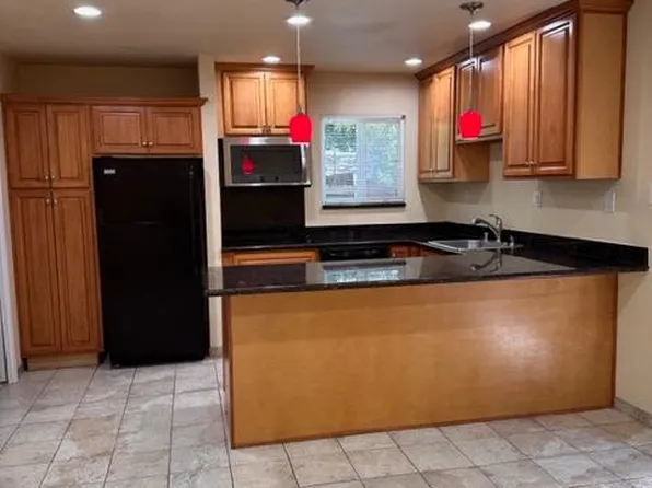 1022 E 4th Ave APT 6, San Mateo, CA 94401