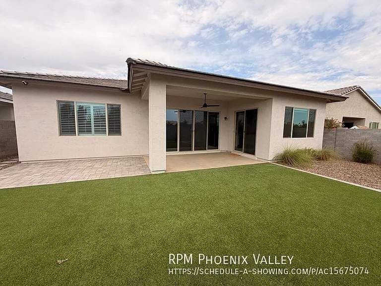 5151 N 181st Dr — Photo 28