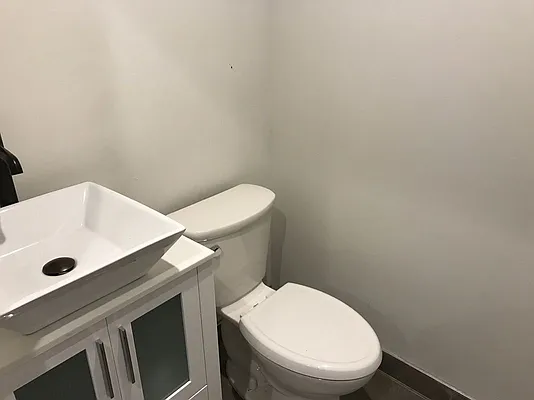 Rented by Zuz Realty | media 54