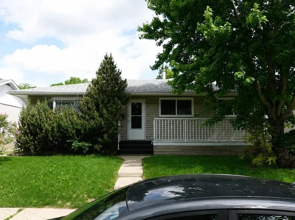 3426 120th Ave NW, Edmonton, AB T5W 1K2