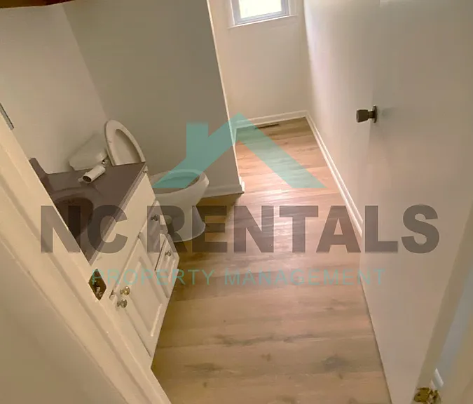 730 Motor Rd — Photo 16