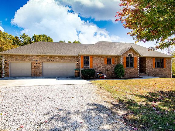2nd image of 3874 N Farm Road 79
