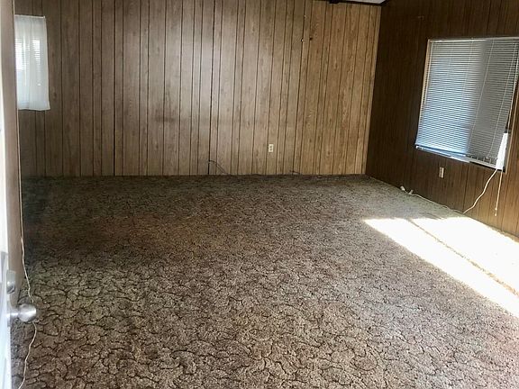 2nd image of 384 E Tulare Street